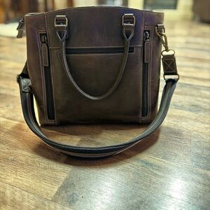 Gun Tote’n Mama GTM concealed carry leather purse